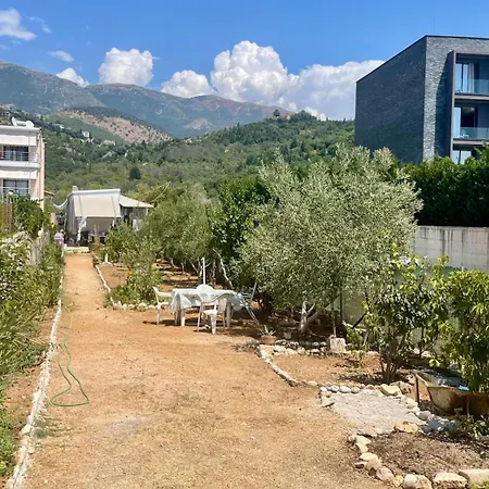 Tatil Evi Little Paradise Livadi *